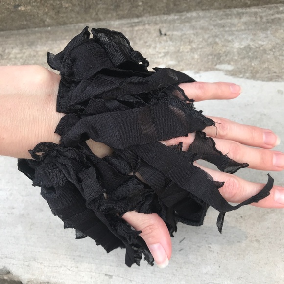 Black Fringe Hair Tie Mummy Costume Halloween Ghost Gothic Cheerleader - Picture 4 of 6